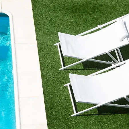Daire Premier Palaca Ground Floor, Walk To Reserve, Riberira D'iilas, Town Of Ribamar Santo Isidoro