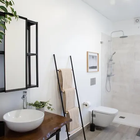 Premier Palaca Ground Floor, Walk To Reserve, Riberira D'iilas, Town Of Ribamar Lejlighed Santo Isidoro