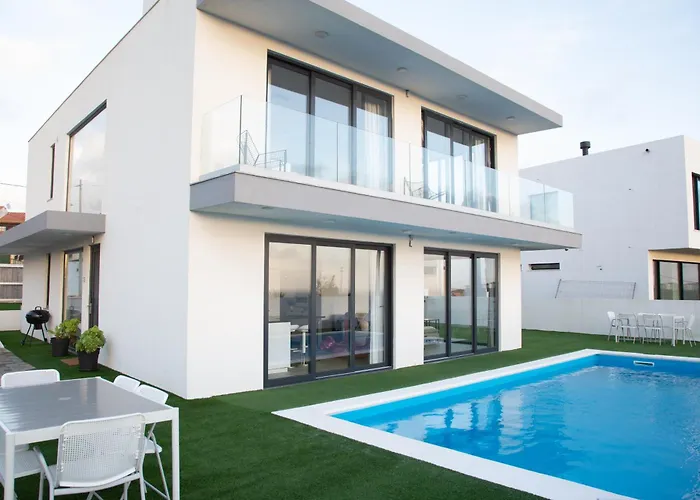Premier Palaca Ground Floor, Walk To Reserve, Riberira D'iilas, Town Of Ribamar Lejlighed