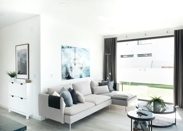 Premier Palaca Ground Floor, Walk To Reserve, Riberira D'iilas, Town Of Ribamar Lejlighed Santo Isidoro
